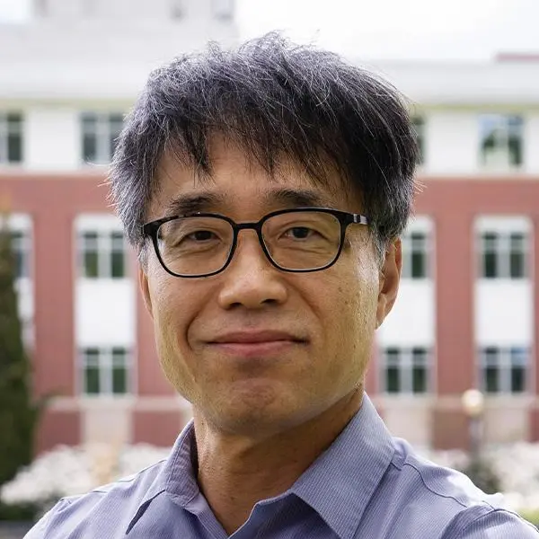 Yun-Shik Lee